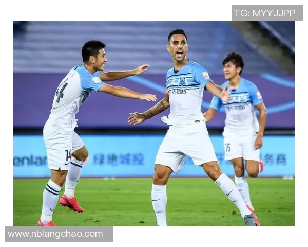 上海排球队的逆袭之旅:从低谷到巅峰的奋斗与荣耀 上海排球队的逆袭之旅:从低谷到巅峰的奋斗与荣耀