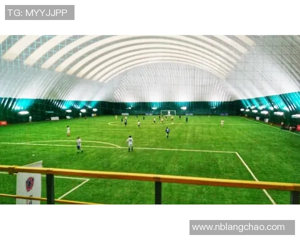 李铁足球公园是否收费及相关设施使用情况详解