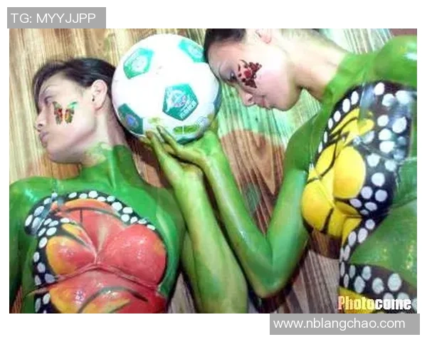 足球人体彩绘艺术展现运动之美与创意激情的完美结合 足球人体彩绘艺术展现运动之美与创意激情的完美结合