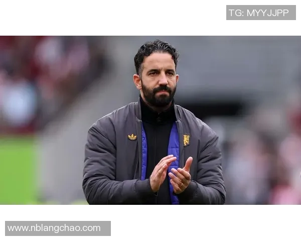 足球教练为何频频向俱乐部索要高额薪资背后的真相与挑战